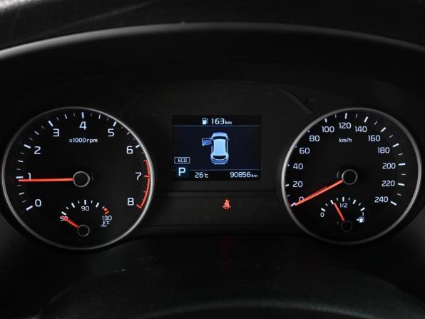 Kia Sportage IV Рестайлинг с пробегом 2018 года, цена 2 379 000 рублей, 90856 км, внедорожник, Автокод Объявления
