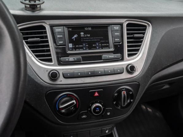 Hyundai Solaris II с пробегом 2020 года, цена 1 550 000 рублей, 101246 км, седан, Автокод Объявления