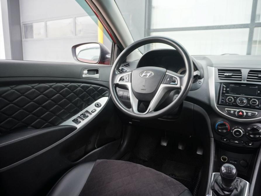 Hyundai Solaris I Москва  - изображение 11