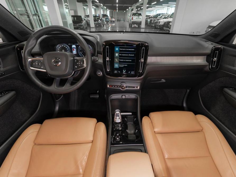 Volvo XC40 I Москва  - изображение 8