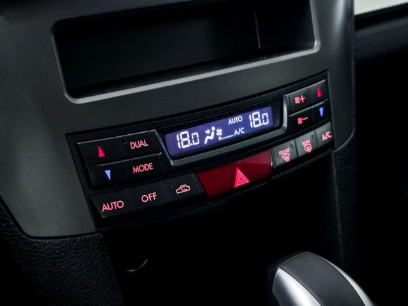 Subaru Outback IV Рестайлинг с пробегом 2012 года, цена 1 799 000 рублей, 184000 км, универсал, Автокод Объявления