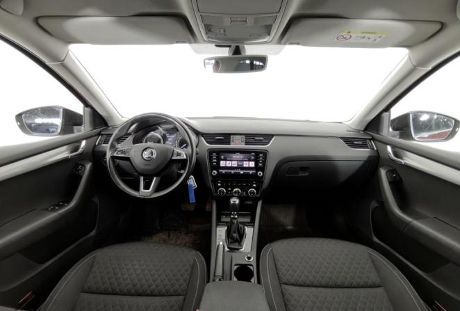 Skoda Octavia III (A7) Рестайлинг с пробегом 2018 года, цена 1 810 000 рублей, 105100 км, лифтбек, Автокод Объявления