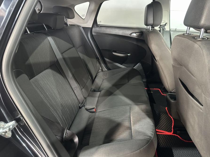 Opel Astra J Москва  - изображение 11