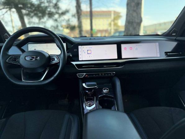 Geely Monjaro I с пробегом 2024 года, цена 2 850 000 рублей, 93864 км, внедорожник, Автокод Объявления