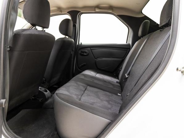 Renault Logan I Рестайлинг с пробегом 2015 года, цена 709 000 рублей, 56764 км, седан, Автокод Объявления