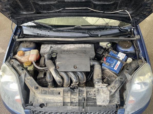 Ford Fiesta Mk5 с пробегом 2007 года, цена 100 000 рублей, 350000 км, хэтчбек, Автокод Объявления