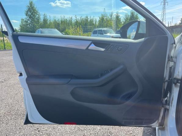 Volkswagen Jetta VI Рестайлинг с пробегом 2016 года, цена 1 250 000 рублей, 127200 км, седан, Автокод Объявления