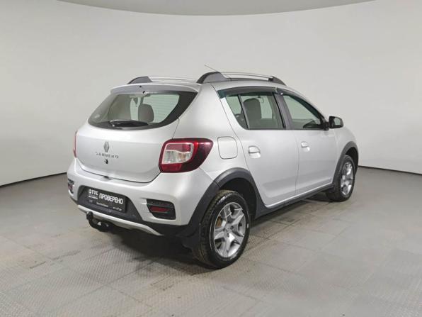 Renault Sandero II Рестайлинг с пробегом 2019 года, цена 916 000 рублей, 165000 км, хэтчбек, Автокод Объявления