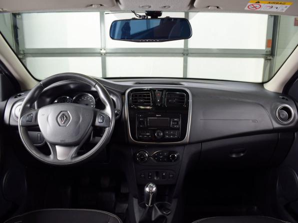 Renault Sandero II с пробегом 2017 года, цена 799 995 рублей, 118198 км, хэтчбек, Автокод Объявления