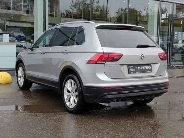 Volkswagen Tiguan II с пробегом 2018 года, цена 2 679 000 рублей, 122933 км, внедорожник, Автокод Объявления