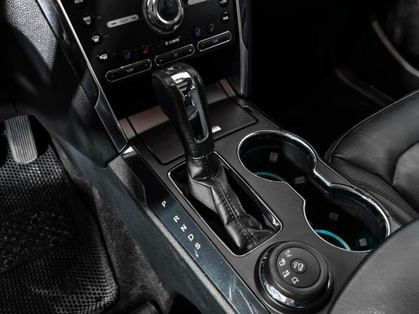 Ford Explorer V Рестайлинг с пробегом 2017 года, цена 2 490 000 рублей, 142892 км, внедорожник, Автокод Объявления