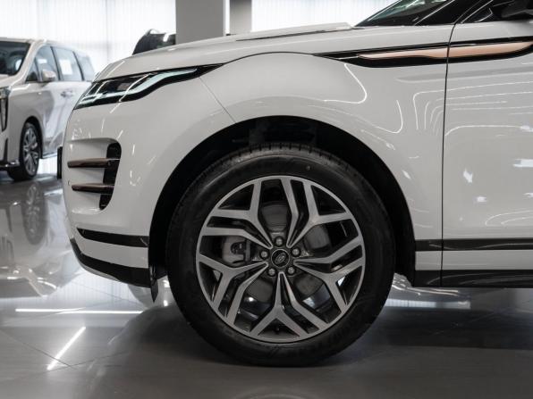 Land Rover Range Rover Evoque II Рестайлинг с пробегом 2025 года, цена 5 700 000 рублей, 50 км, внедорожник, Автокод Объявления