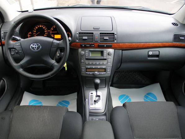 Toyota Avensis II Рестайлинг с пробегом 2007 года, цена 815 000 рублей, 203766 км, седан, Автокод Объявления