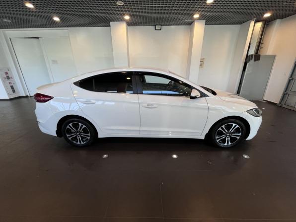 Hyundai Elantra VI (AD) с пробегом 2016 года, цена 1 380 000 рублей, 181650 км, седан, Автокод Объявления