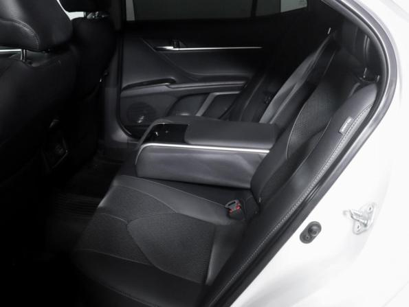 Toyota Camry VIII (XV70) Рестайлинг с пробегом 2021 года, цена 3 399 000 рублей, 57708 км, седан, Автокод Объявления