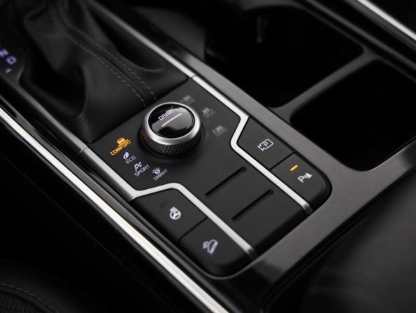 Kia Sorento IV с пробегом 2020 года, цена 3 629 000 рублей, 92115 км, внедорожник, Автокод Объявления
