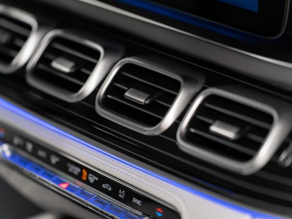 Новый Mercedes-Benz Maybach GLS I Рестайлинг 2025 года, цена 28 890 000 рублей, внедорожник, Автокод Объявления