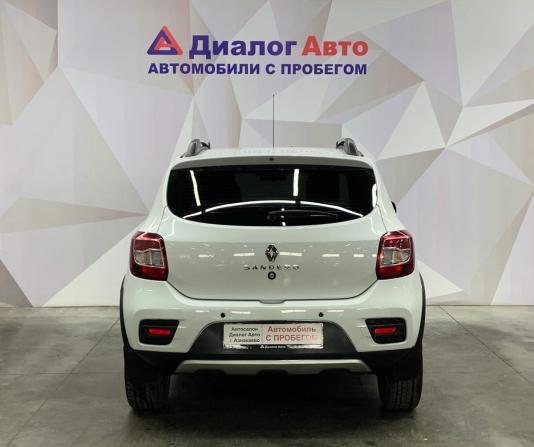 Renault Sandero II Рестайлинг с пробегом 2021 года, цена 1 120 000 рублей, 112233 км, хэтчбек, Автокод Объявления