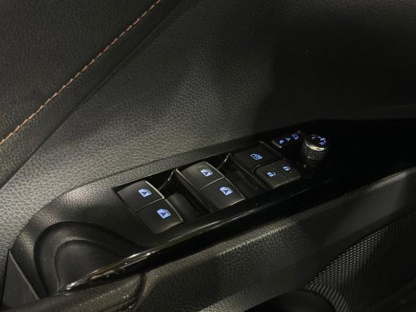 Toyota Camry VIII (XV70) с пробегом 2019 года, цена 2 850 000 рублей, 165555 км, седан, Автокод Объявления