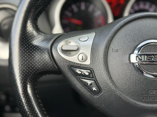 Nissan Juke I с пробегом 2013 года, цена 889 000 рублей, 234722 км, внедорожник, Автокод Объявления