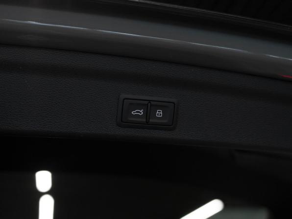 Audi Q3 II (F3) с пробегом 2026 года, цена 3 990 000 рублей, 50 км, внедорожник, Автокод Объявления
