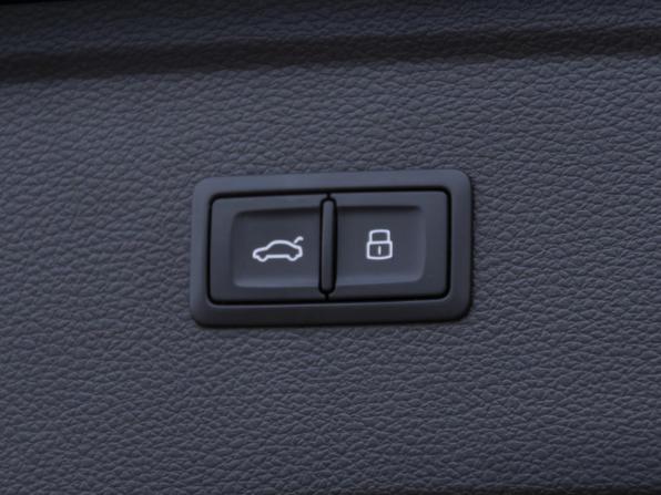Audi Q5 II (FY) Рестайлинг с пробегом 2024 года, цена 5 398 000 рублей, 29000 км, внедорожник, Автокод Объявления