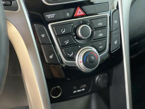Hyundai i30 II с пробегом 2012 года, цена 845 000 рублей, 177064 км, хэтчбек, Автокод Объявления