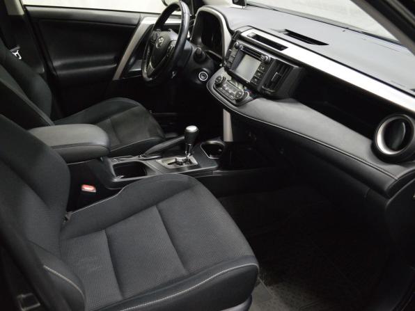 Toyota RAV4 IV (XA40) Рестайлинг с пробегом 2016 года, цена 2 123 000 рублей, 186991 км, внедорожник, Автокод Объявления