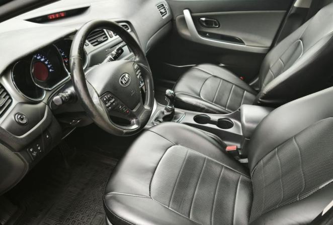 Kia Ceed II Рестайлинг с пробегом 2015 года, цена 1 199 000 рублей, 208610 км, хэтчбек, Автокод Объявления