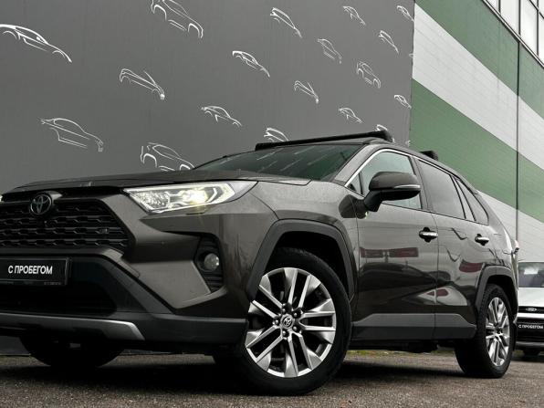 Toyota RAV4 V (XA50) с пробегом 2022 года, цена 2 798 400 рублей, 210928 км, внедорожник, Автокод Объявления