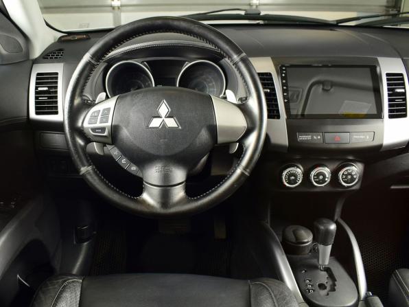 Mitsubishi Outlander II Рестайлинг с пробегом 2010 года, цена 1 285 995 рублей, 177280 км, внедорожник, Автокод Объявления