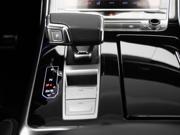 Audi Q8 I (4M) с пробегом 2020 года, цена 7 829 000 рублей, 113100 км, внедорожник, Автокод Объявления
