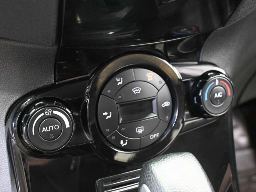 Ford Fiesta Mk6 Рестайлинг Ростов-на-Дону  - изображение 17