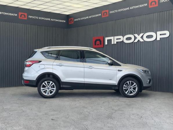 Ford Kuga II Рестайлинг с пробегом 2019 года, цена 1 597 000 рублей, 136459 км, внедорожник, Автокод Объявления