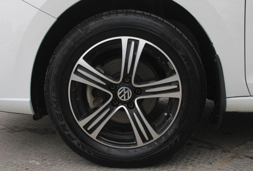 Volkswagen Polo VI Саратов  - изображение 15