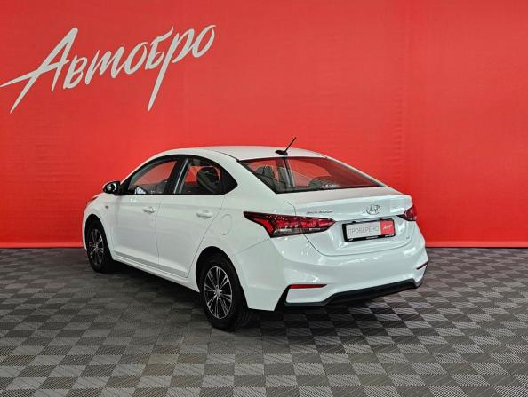 Hyundai Solaris II с пробегом 2019 года, цена 1 320 000 рублей, 103217 км, седан, Автокод Объявления