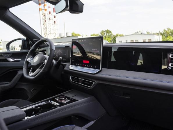Volkswagen Tiguan III (China Market) с пробегом 2025 года, цена 4 448 000 рублей, 8699 км, внедорожник, Автокод Объявления