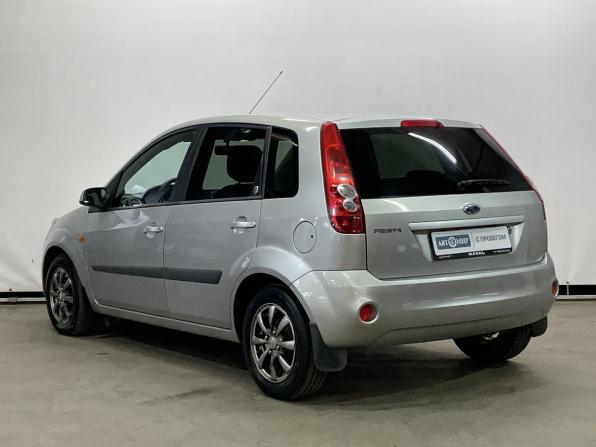 Ford Fiesta Mk5 с пробегом 2007 года, цена 415 000 рублей, 114450 км, хэтчбек, Автокод Объявления