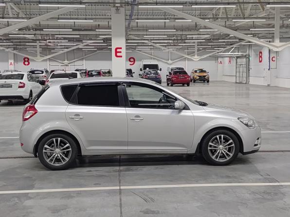 Kia Ceed I Рестайлинг с пробегом 2011 года, цена 690 000 рублей, 250980 км, хэтчбек, Автокод Объявления