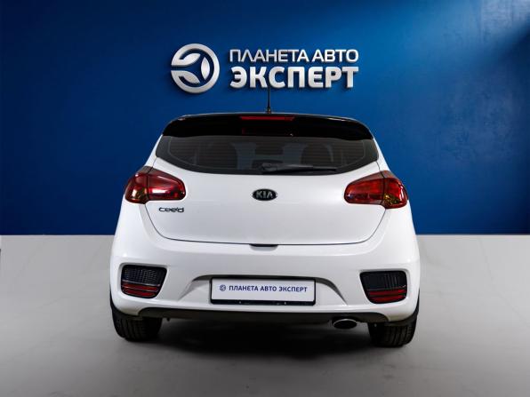 Kia Ceed II Рестайлинг с пробегом 2016 года, цена 1 144 000 рублей, 115567 км, хэтчбек, Автокод Объявления
