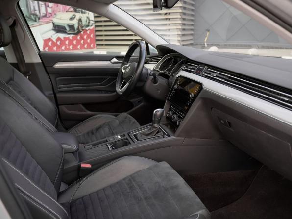 Volkswagen Passat B8 с пробегом 2020 года, цена 2 270 000 рублей, 88183 км, седан, Автокод Объявления