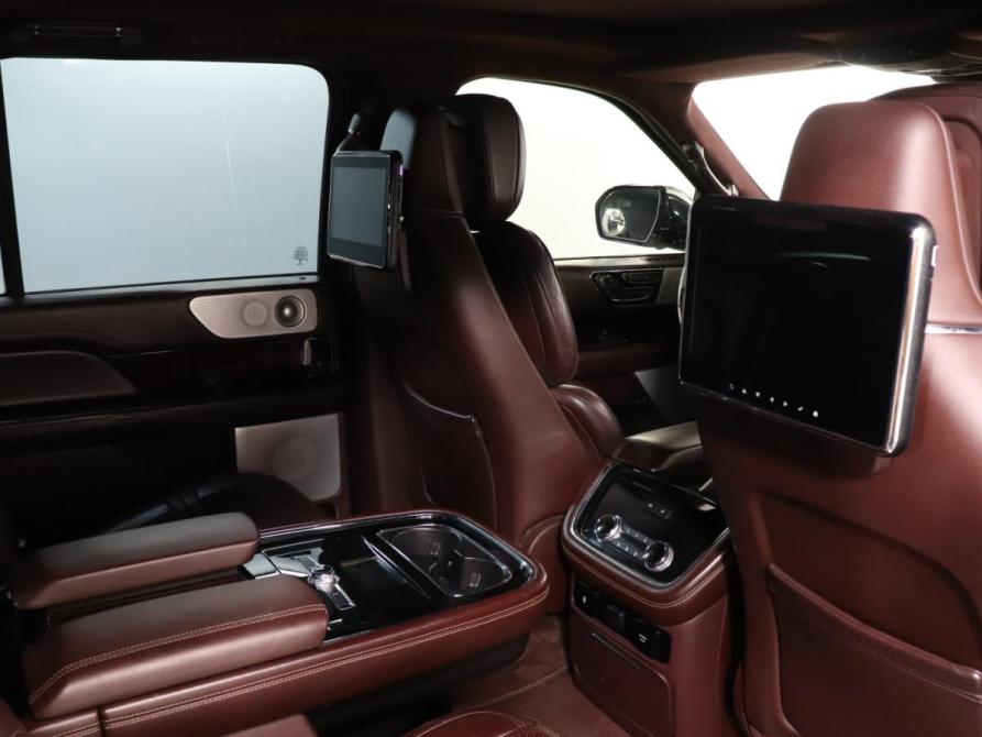 Lincoln Navigator IV Москва  - изображение 20