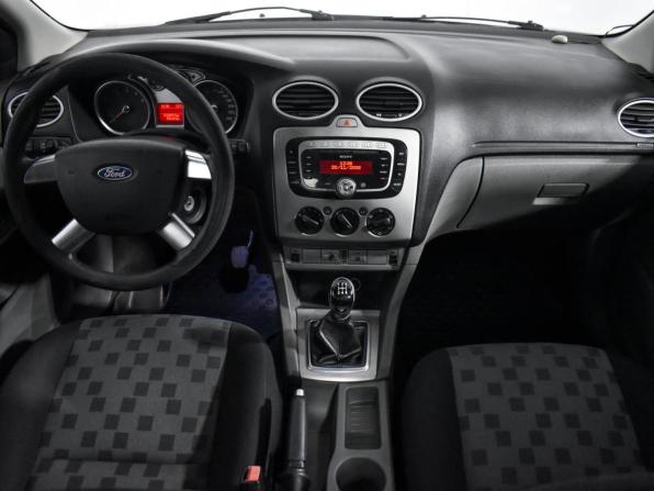 Ford Focus II Рестайлинг с пробегом 2008 года, цена 369 000 рублей, 272095 км, седан, Автокод Объявления