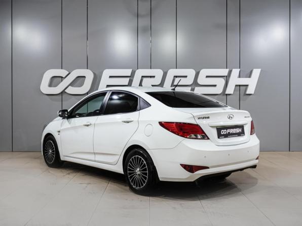 Hyundai Solaris I Рестайлинг с пробегом 2015 года, цена 1 099 000 рублей, 117992 км, седан, Автокод Объявления