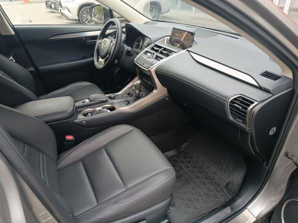Lexus NX I с пробегом 2015 года, цена 3 150 000 рублей, 46000 км, внедорожник, Автокод Объявления