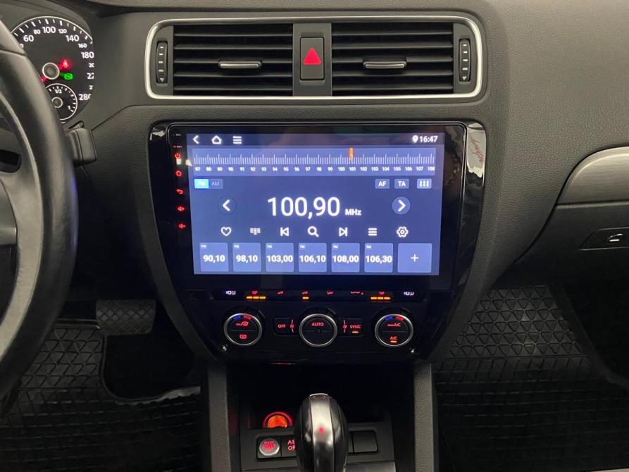 Volkswagen Jetta VI Псков  - изображение 14