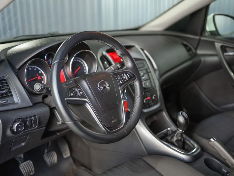Opel Astra J Рестайлинг Ижевск  - изображение 5