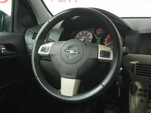 Opel Astra H Рестайлинг с пробегом 2008 года, цена 433 000 рублей, 184644 км, седан, Автокод Объявления