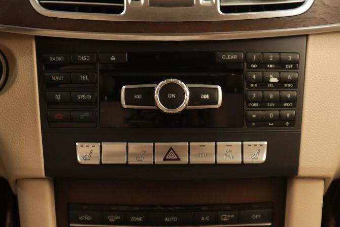 Mercedes-Benz E-Класс IV (W212 S212 C207) Рестайлинг с пробегом 2013 года, цена 2 379 000 рублей, 247000 км, седан, Автокод Объявления