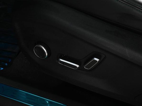 Geely Monjaro I Рестайлинг 2 с пробегом 2025 года, цена 4 199 000 рублей, 15037 км, внедорожник, Автокод Объявления